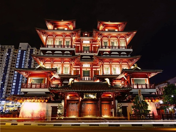 景觀照明設(shè)計應(yīng)該注意哪些方面的問題呢？